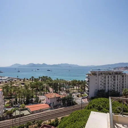 Art Deco Luxury With Breath Taking View On Bay By Olidesi Lägenhet *