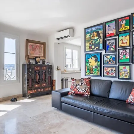 Art Deco Luxury With Breath Taking View On Bay By Olidesi