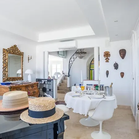 Appartement Art Deco Luxury With Breath Taking View On Bay By Olidesi Cannes