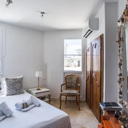 Appartement Art Deco Luxury With Breath Taking View On Bay By Olidesi *