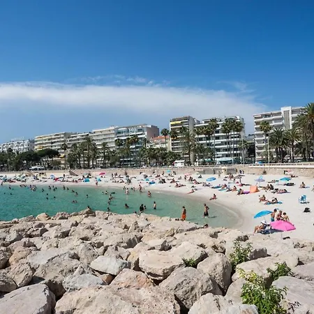 Appartement Art Deco Luxury With Breath Taking View On Bay By Olidesi *