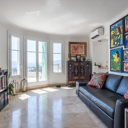 Art Deco Luxury With Breath Taking View On Bay By Olidesi *