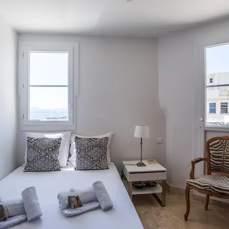 Art Deco Luxury With Breath Taking View On Bay By Olidesi Appartement Cannes