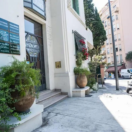 Art Deco Luxury With Breath Taking View On Bay By Olidesi